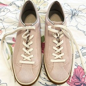 Rothys lace up sneakers! So comfy!!